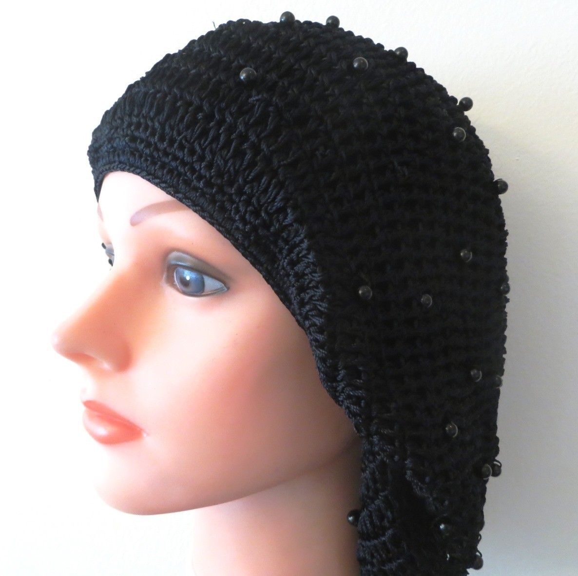 Navy buttons snood