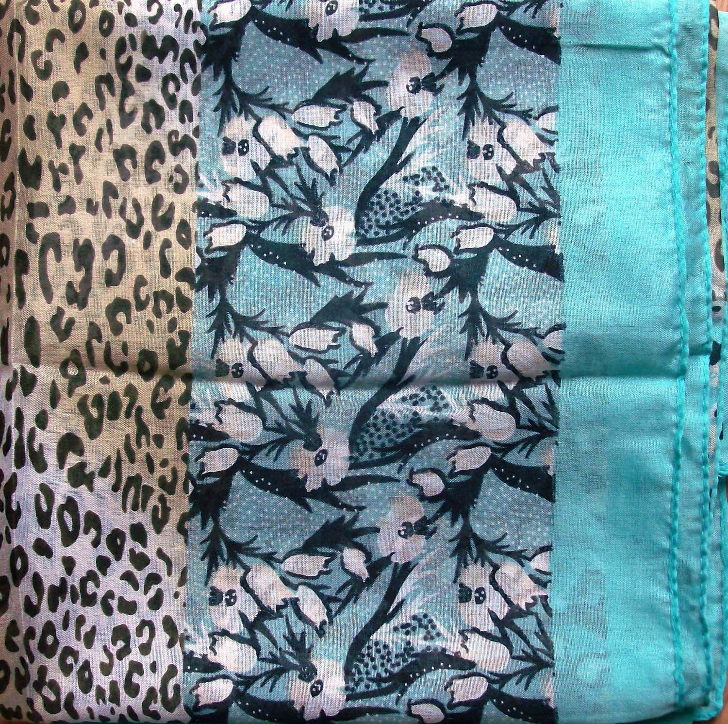 Ocean blue border silk style headscarve tichel