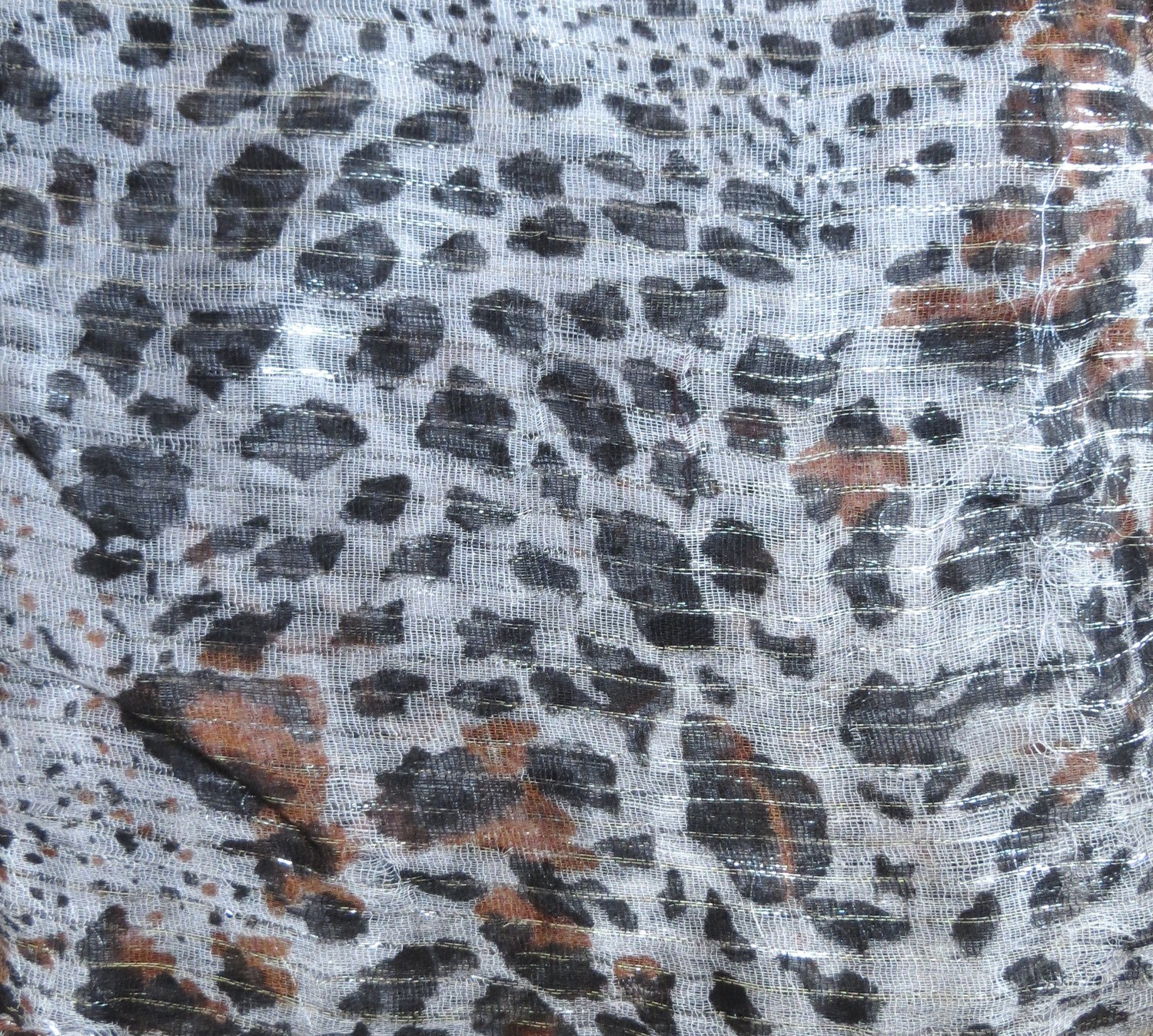 Wild spots basic animal print tichel