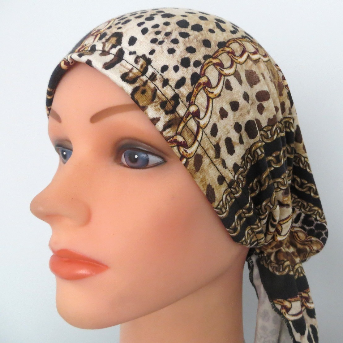 Pre tied tichel black &amp; gold