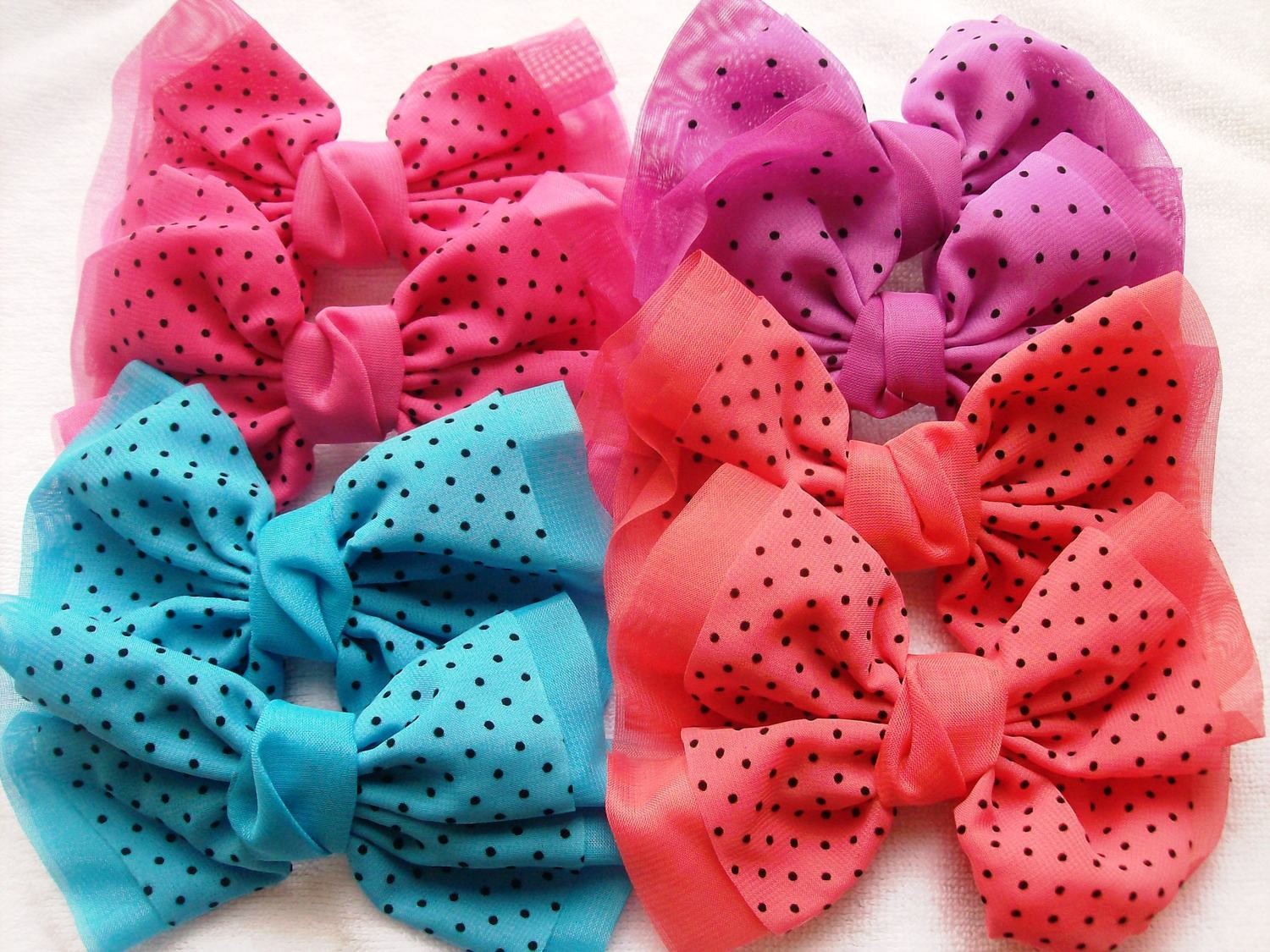 Dotted organza bows