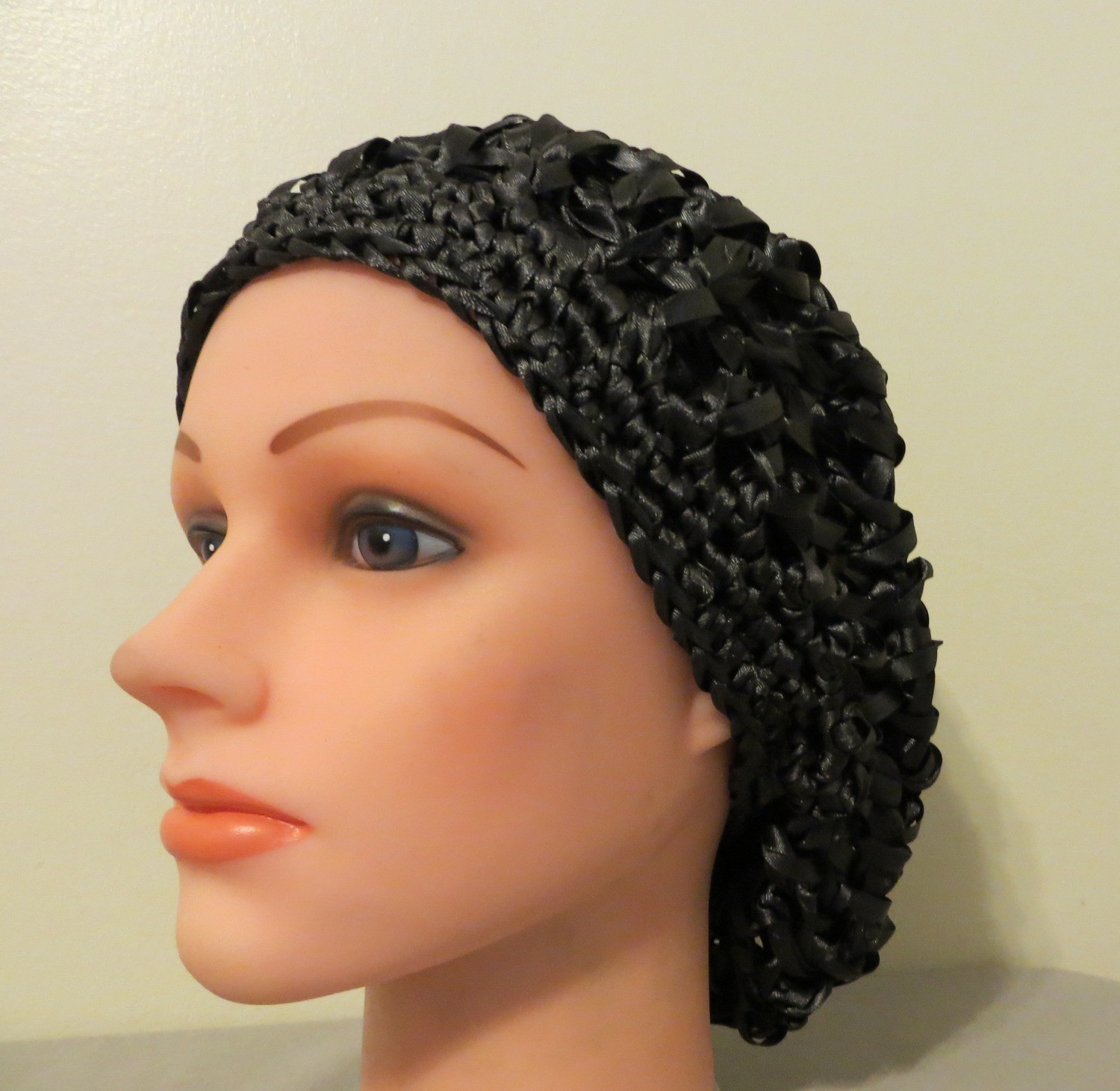 Ribbon snood charcoal gray color
