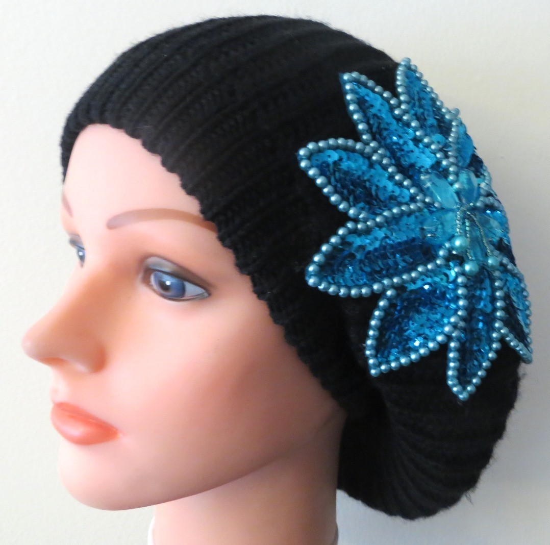 Chic beret black
