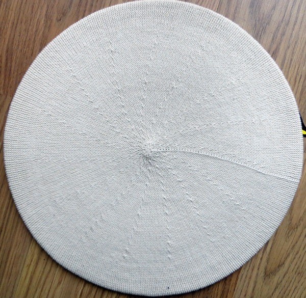 Cotton beret cream medium