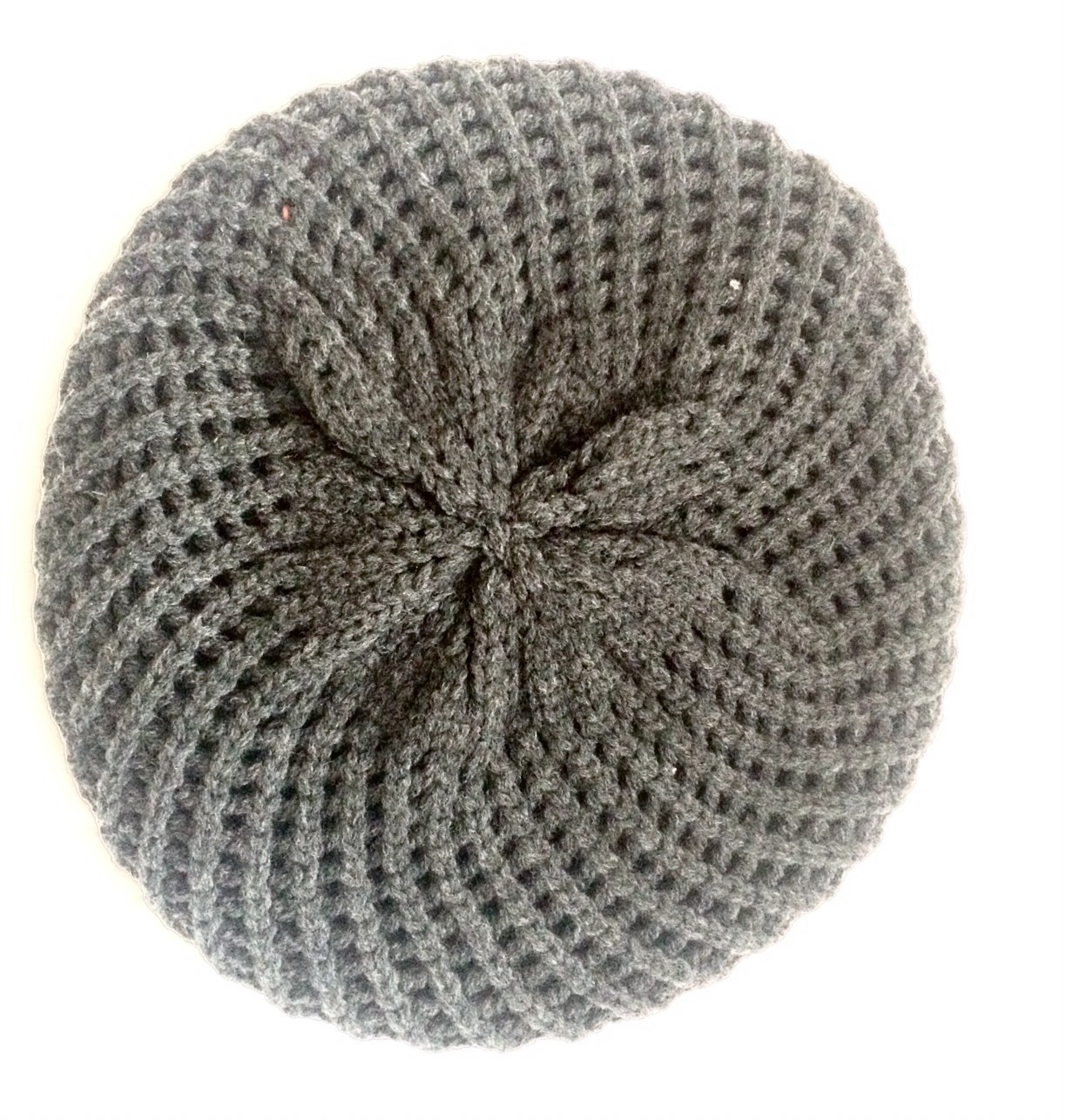Light gray chunky beret