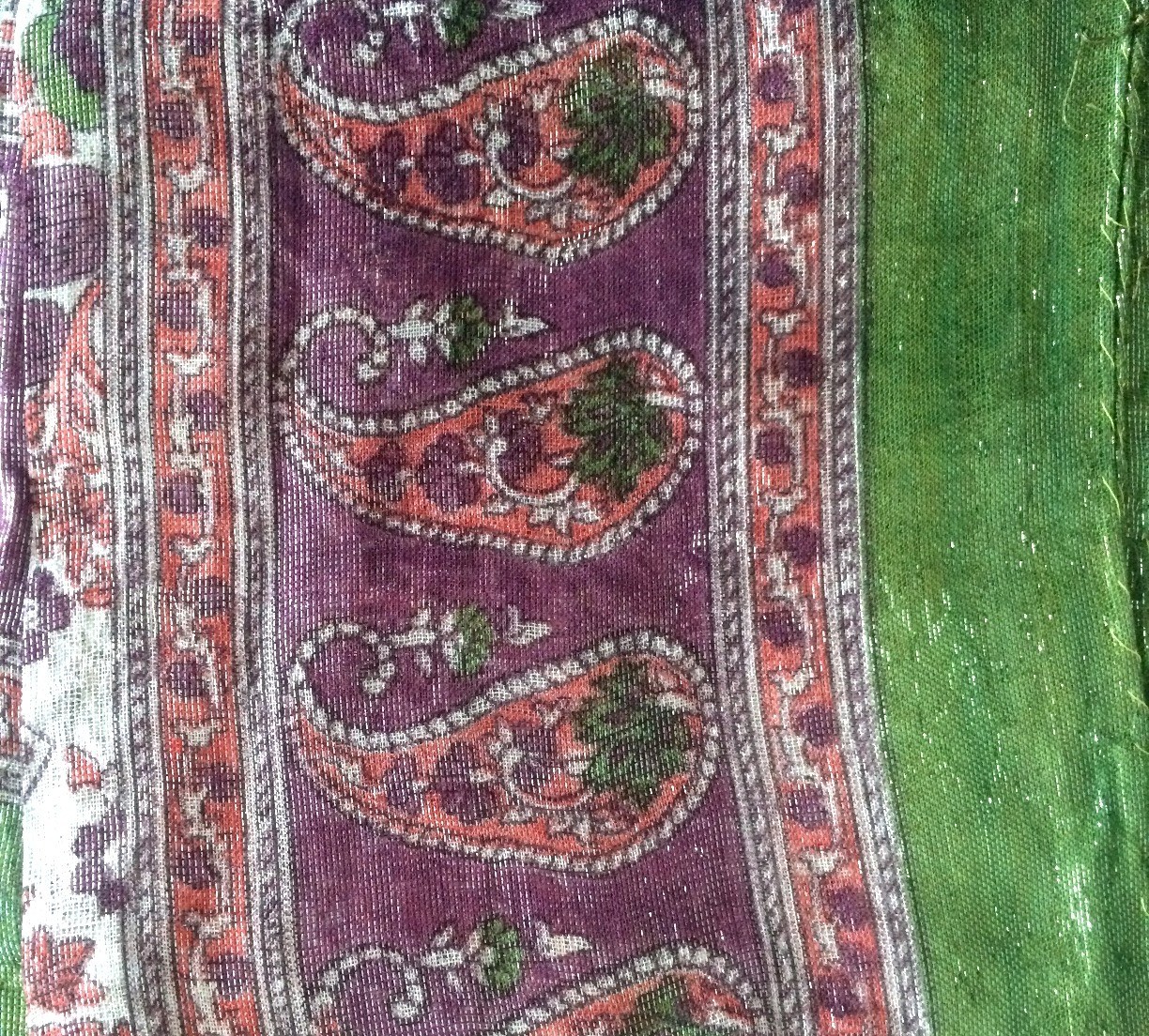 Green shimmer headscarve tichel