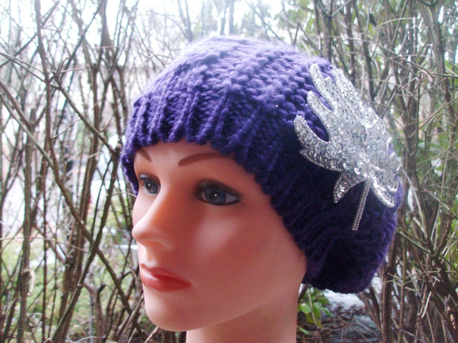 Chic beret purple beanie