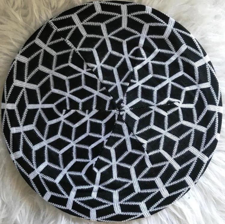 Black/white mosaic pattern beret/snood