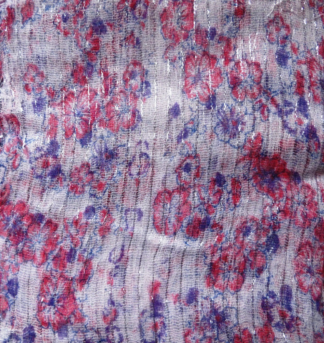 Lurex tichel with small flowers