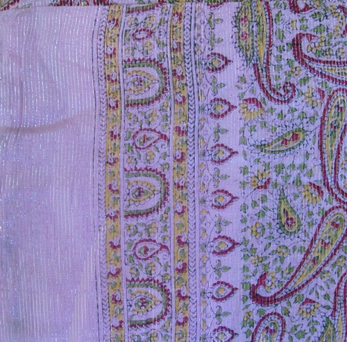 Light pink thin line fancy cotton tichel