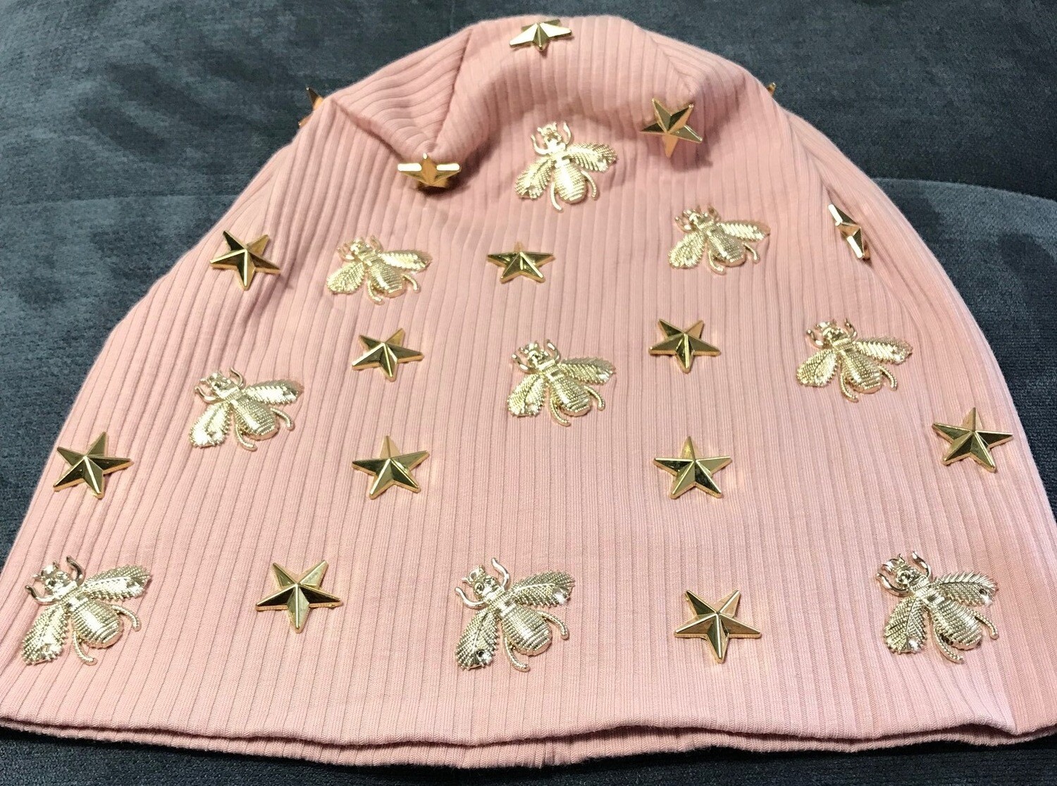 Ribbed beanie with ex. fancy gold