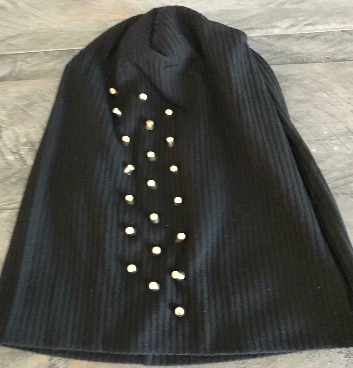 Ribbed cotton beanie w&#39;gold metal studs - Black