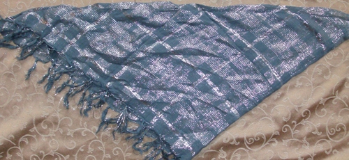 Silver triangular tichel bandana