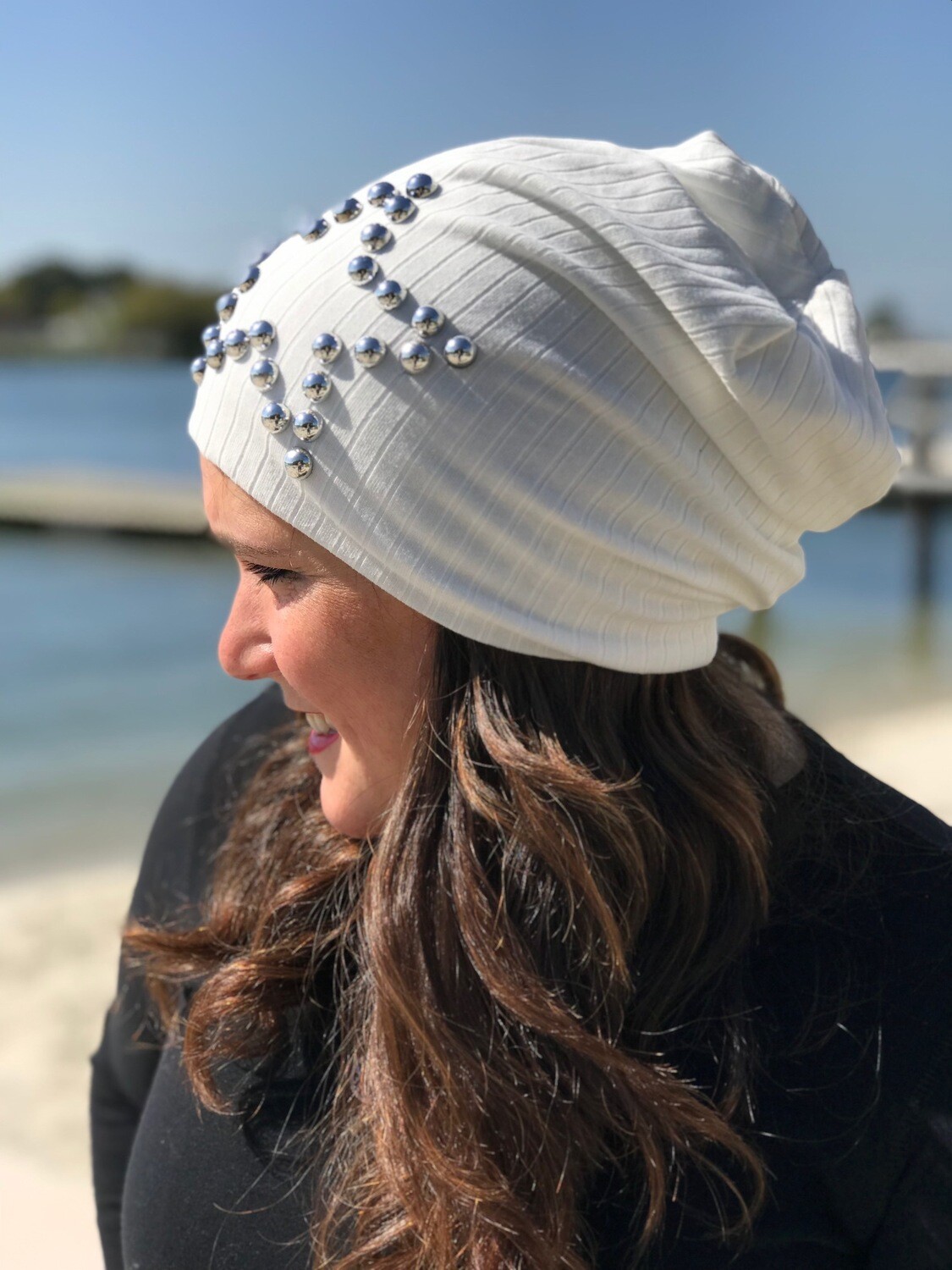 Ribbed beanies with star (click to choose colors)