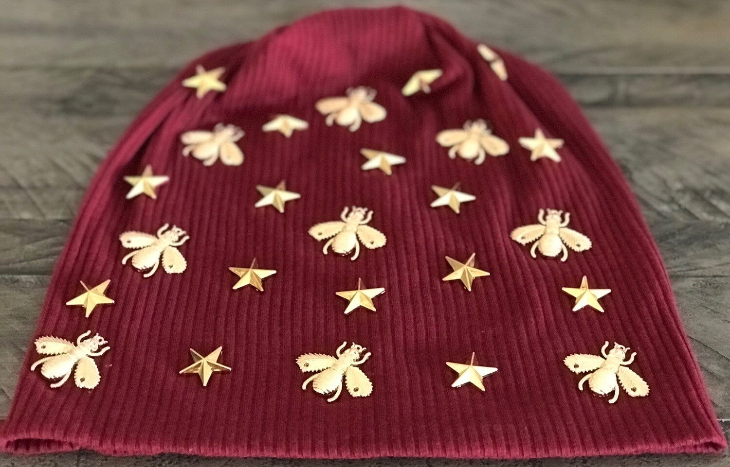 Maroon ribbed super fancy beanie