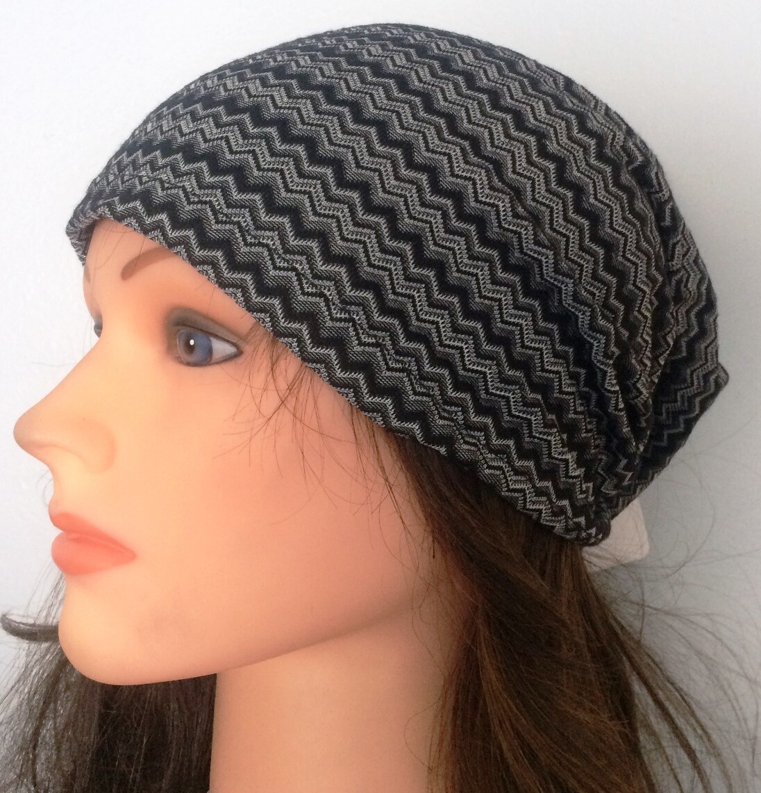 Black zig zag pattern summer slouch