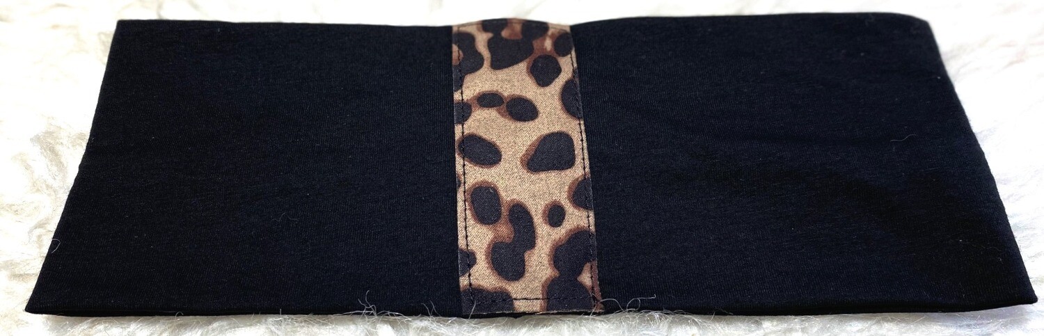 Flat headband with animal print center