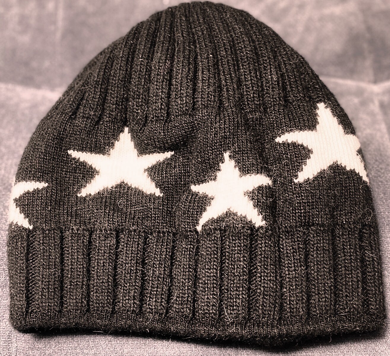 Chic short winter hat w/stars, choose: black