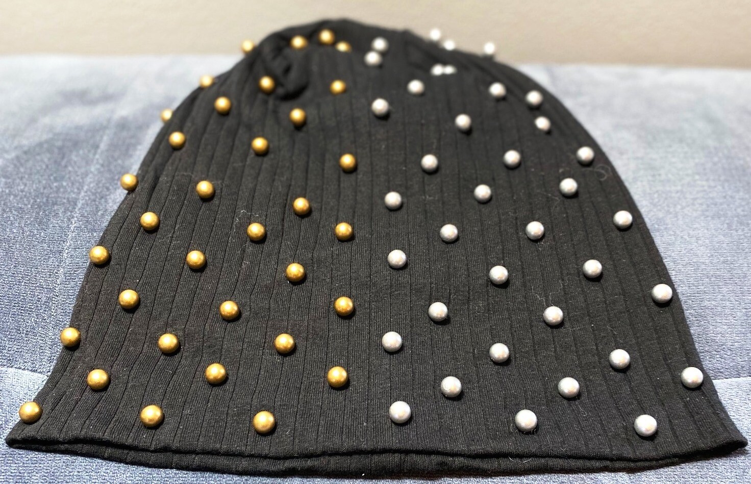 black wide ribbed w/dull bronze and pewter pearls