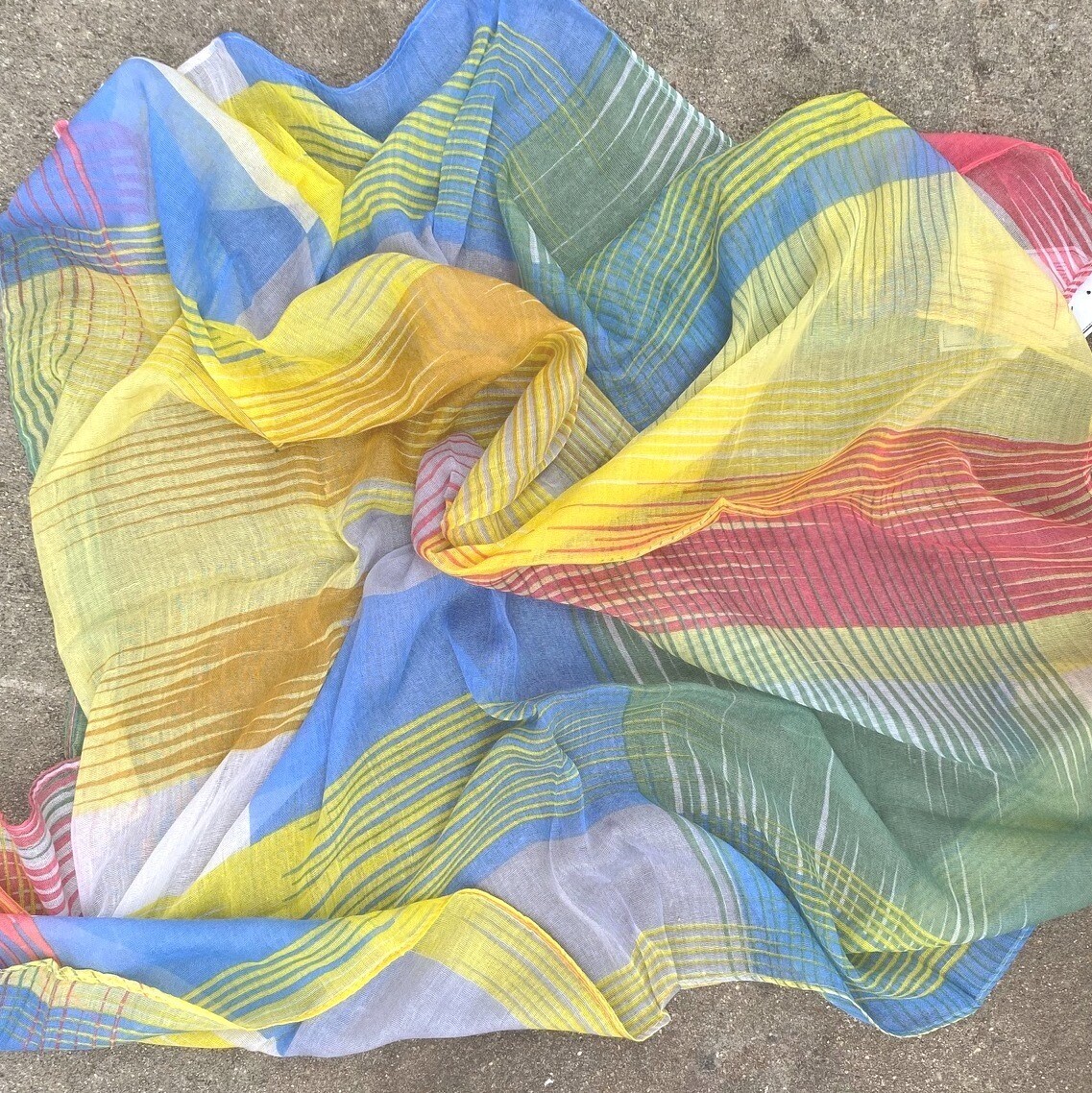 yellow pastel tichel