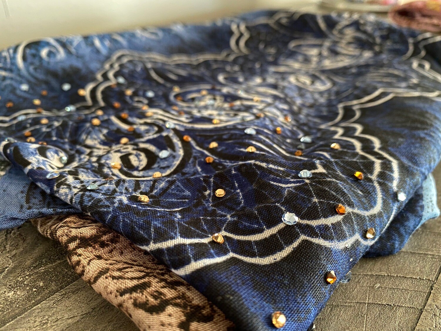 Blue hand decorated tichel