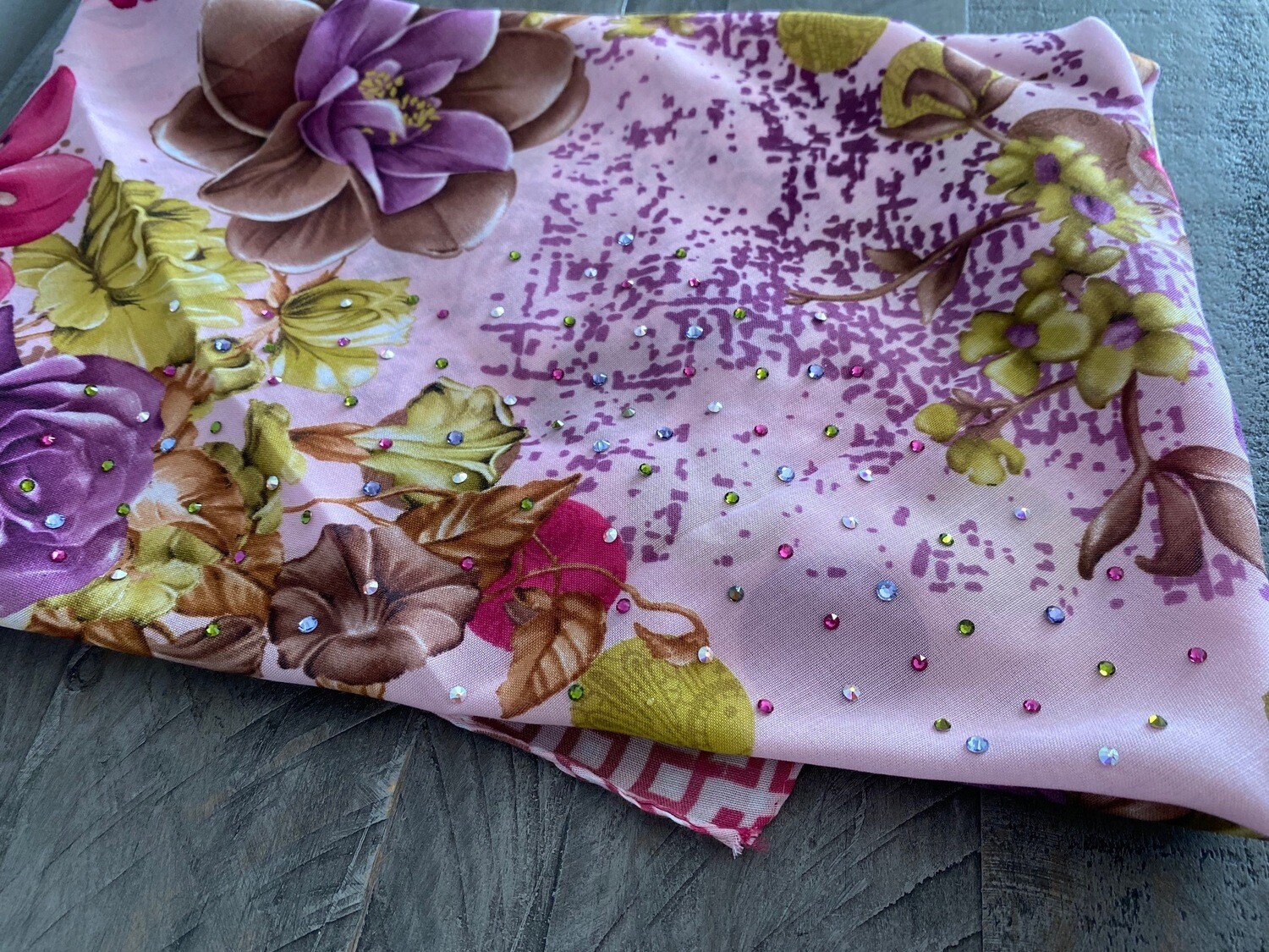 Light pink hand decorated tichel