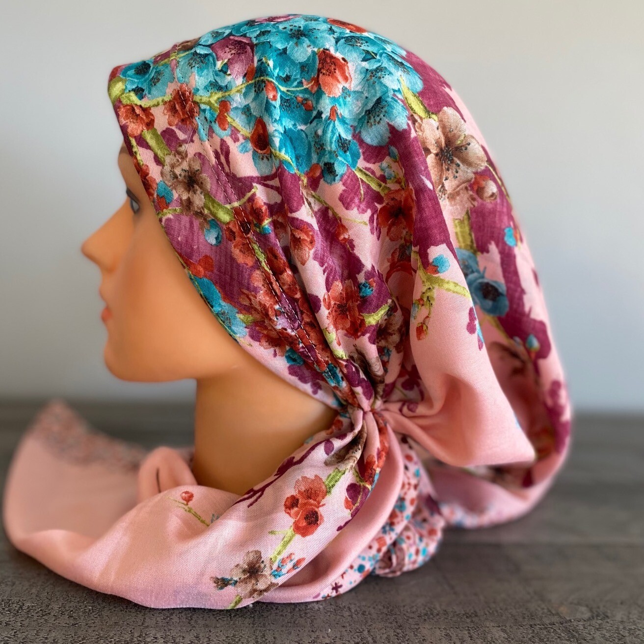Light salmon/pink Turkish Tichel w/band sewn in