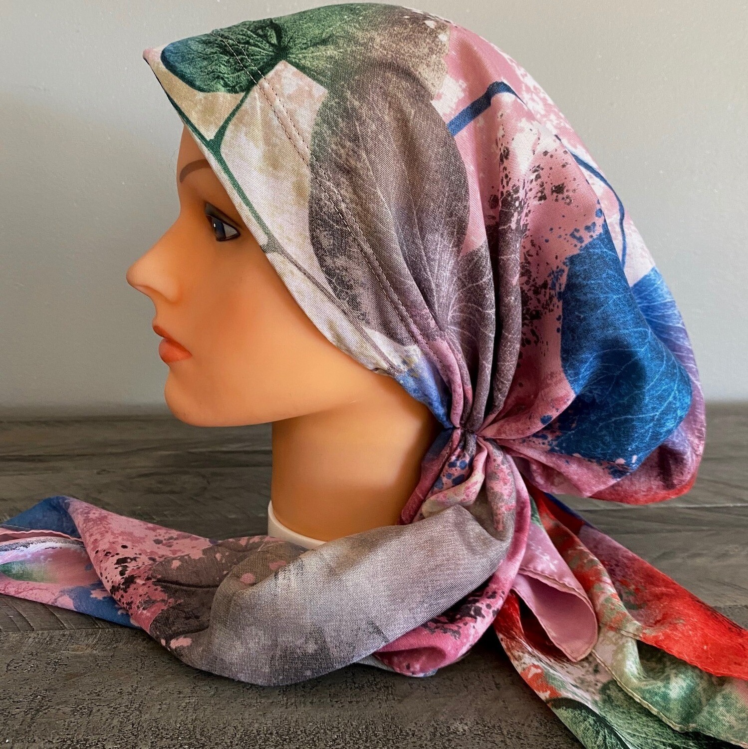 Pretty multicolored Turkish Tichel w/band sewn in