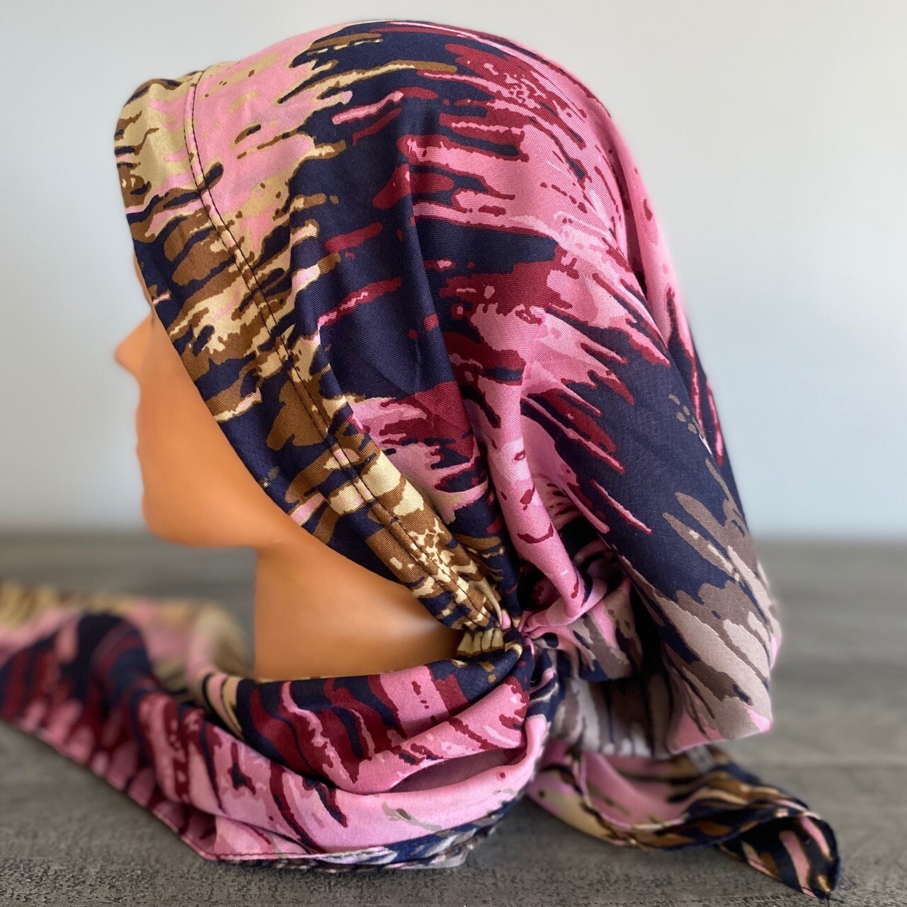 Wavy pattern Turkish Tichel w/band sewn in