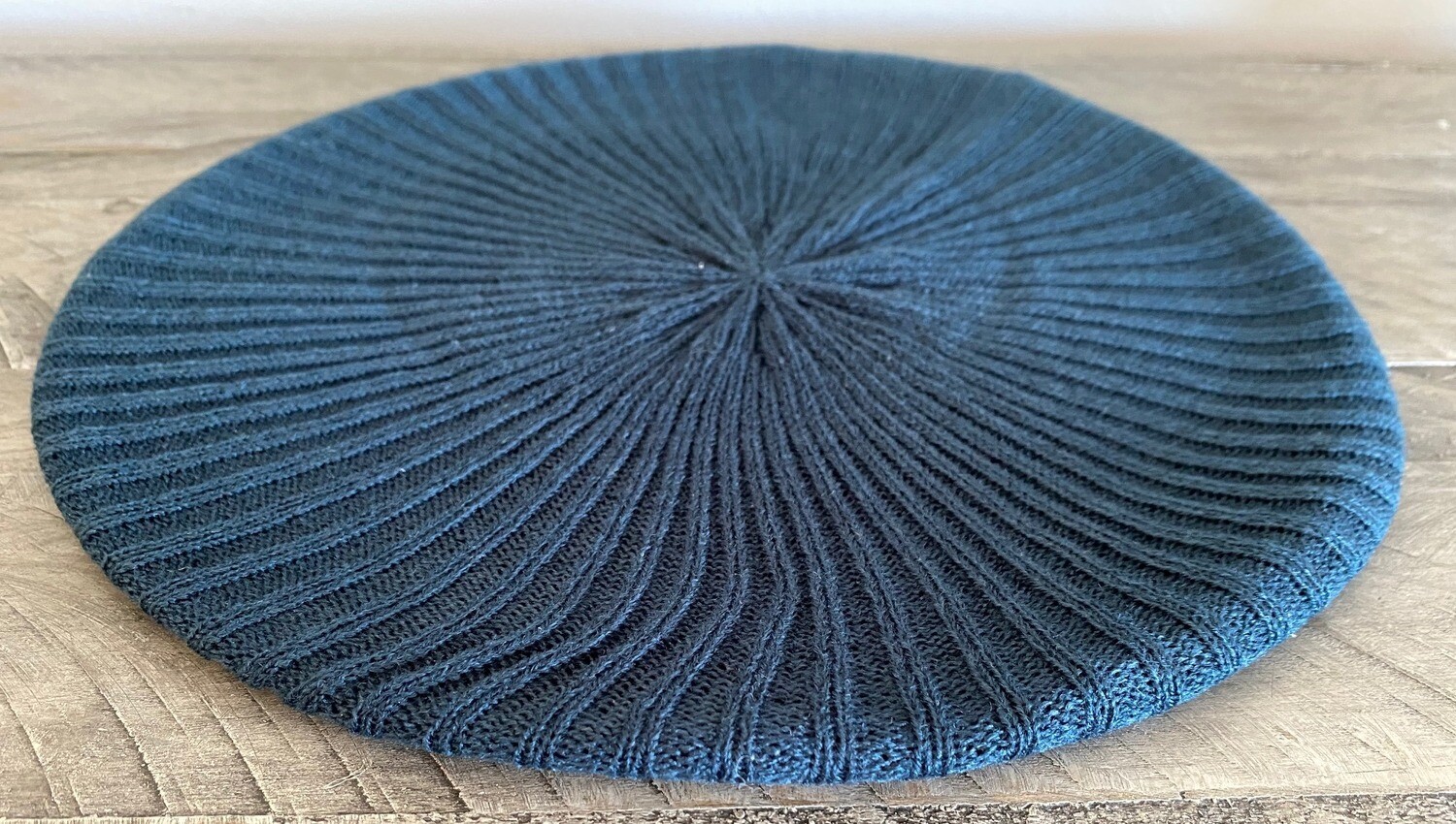 Dark denim narrow ribs thin snood/beret