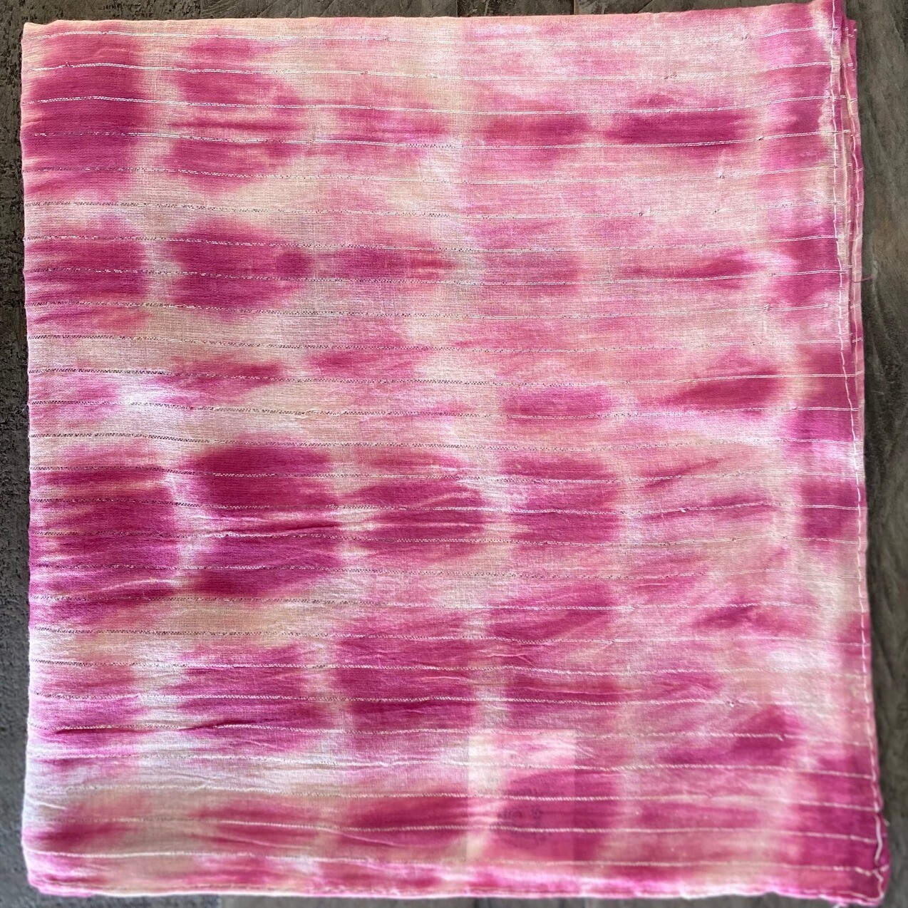 Fuchsia tie dyed tichel