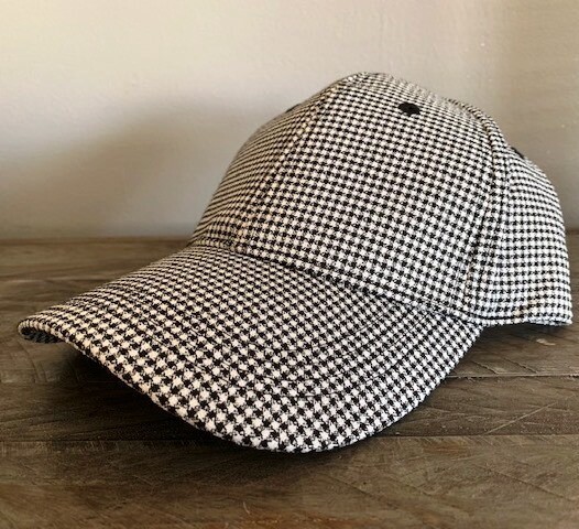 Houndstooth cap