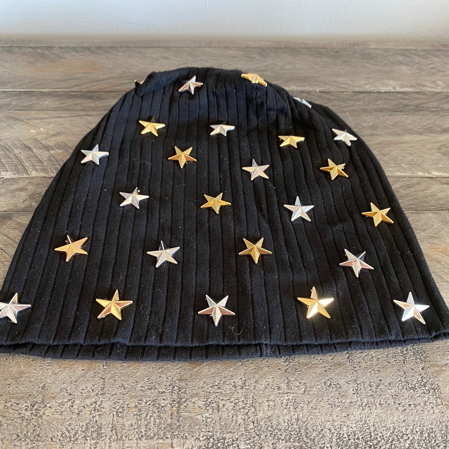 Black  wide ribbed &quot;Your&#39;e the Star&quot; Beanies