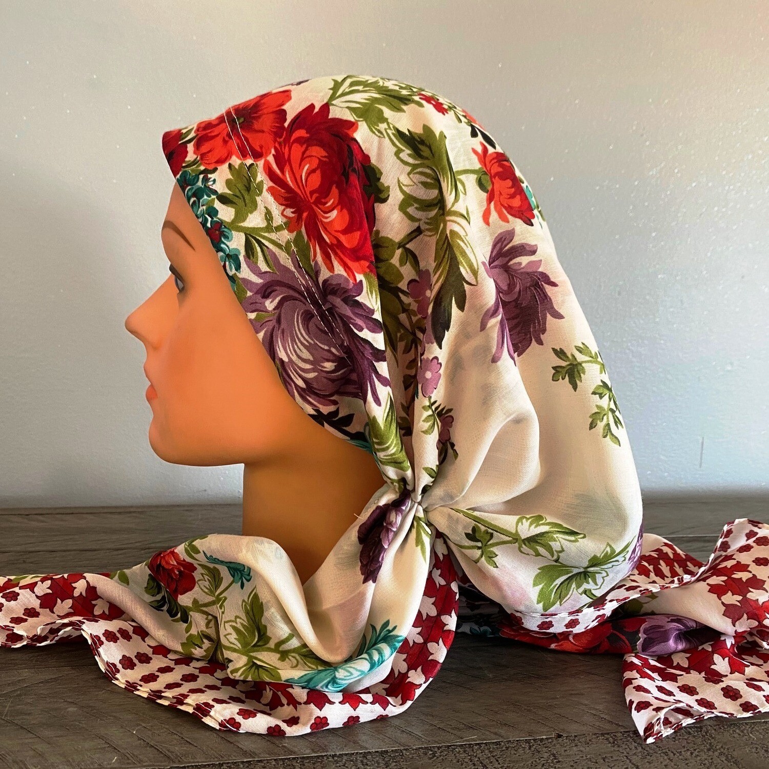 Cream long back pre-tied kerchief w/band sewn in
