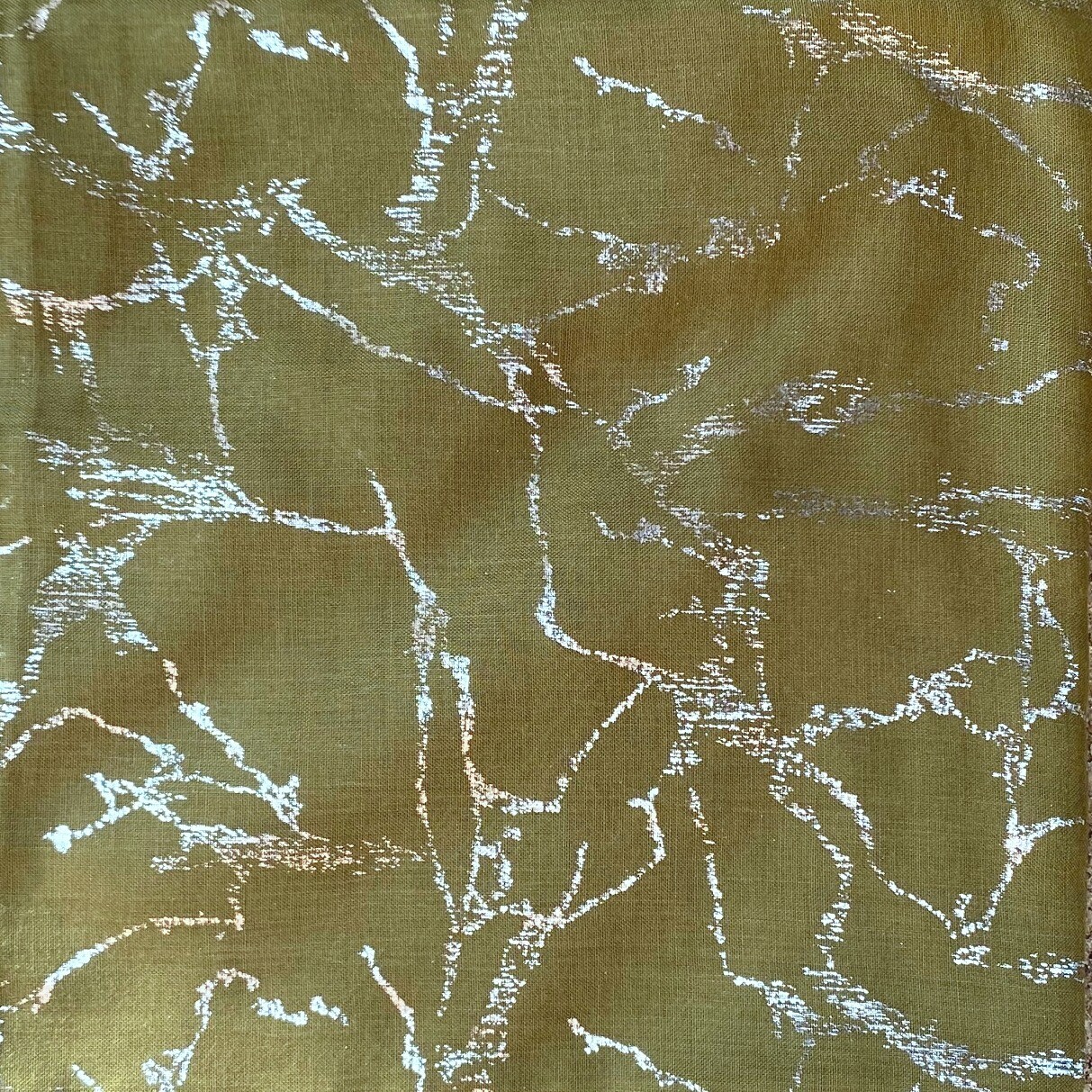 Olive - Silver marbled pattern tichel