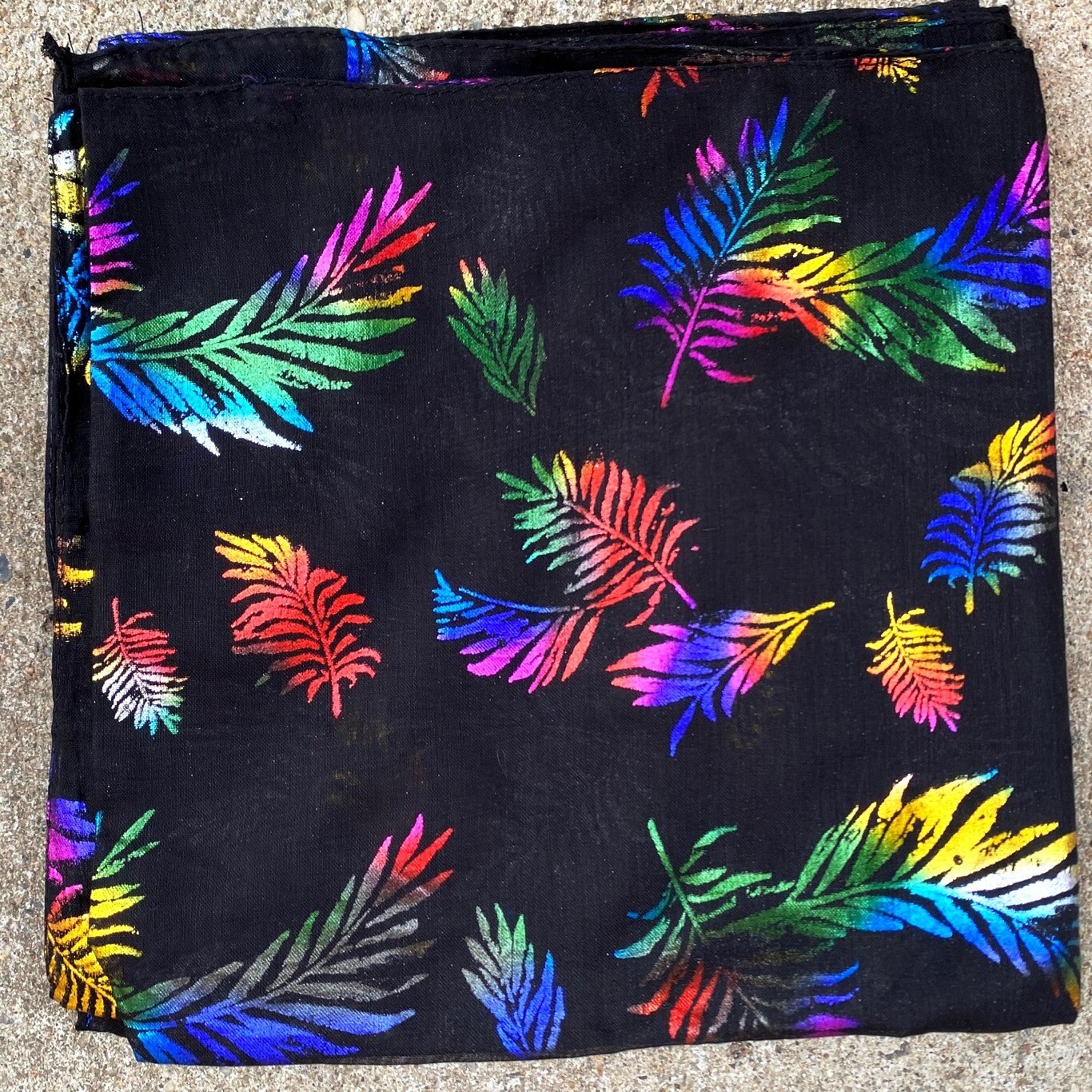 Black - colorful metallic leaves pattern tichel