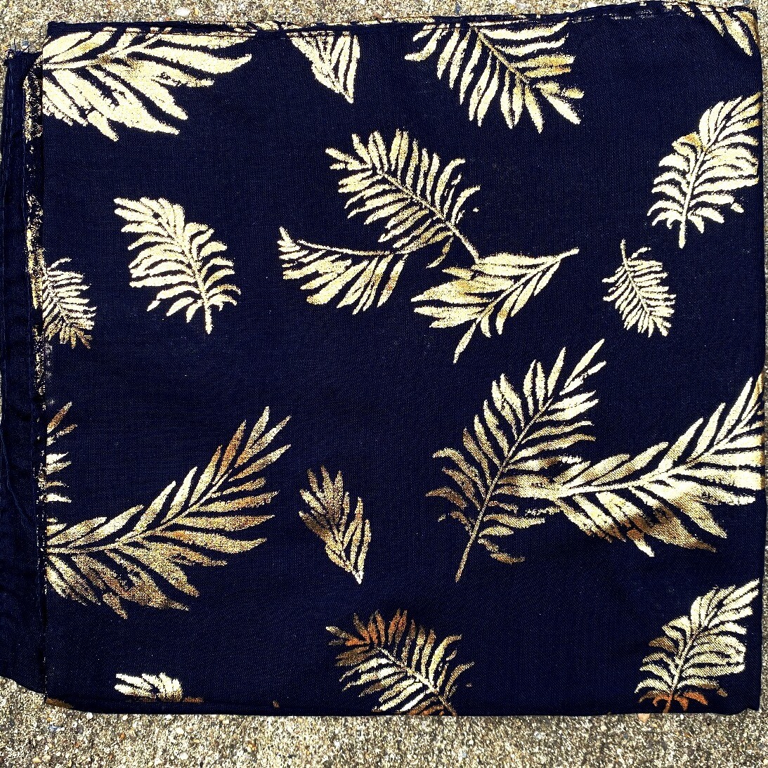 Navy - gold metallic leaves pattern tichel
