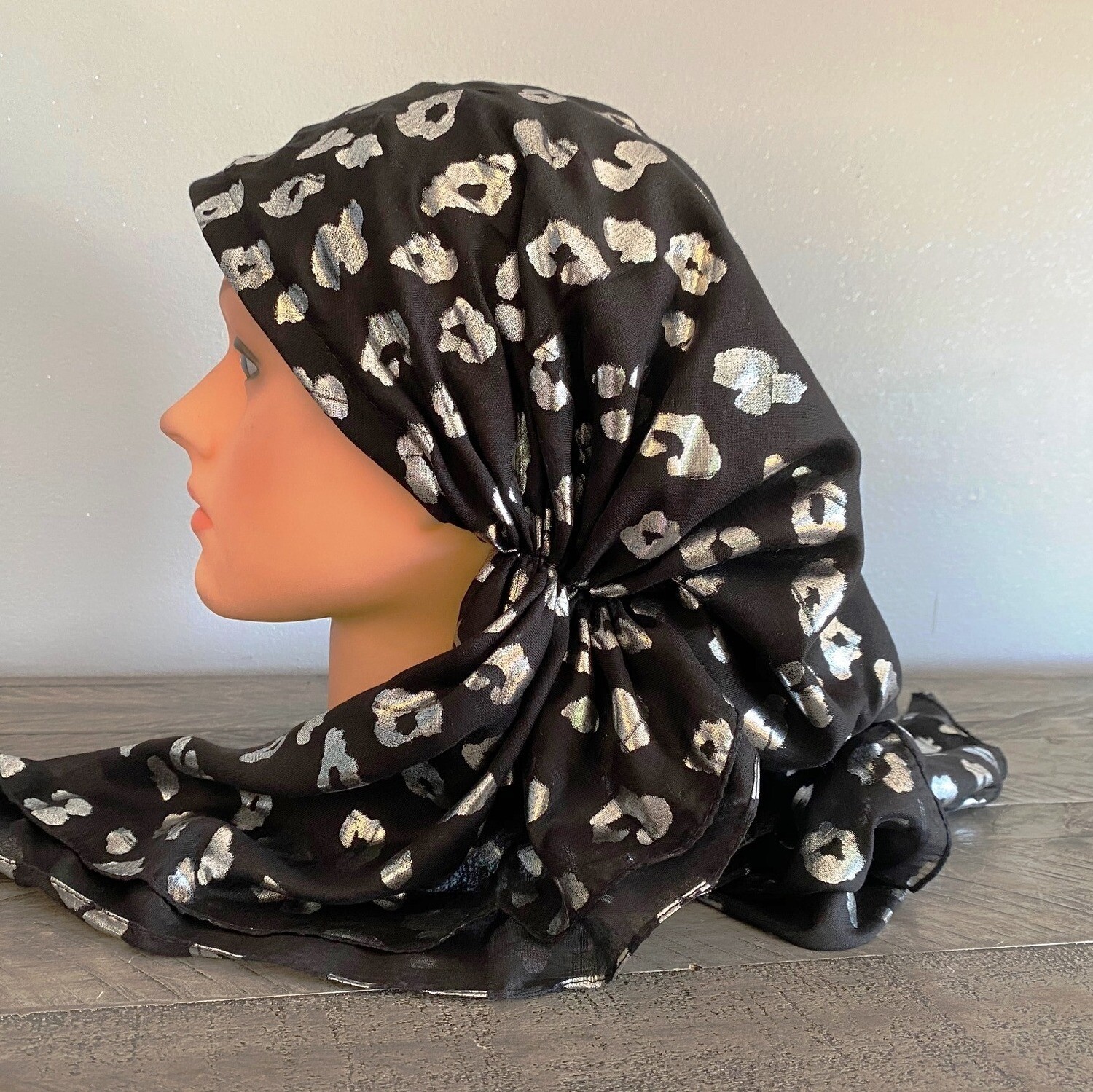Black/silver - leopard print pre-tied tichel