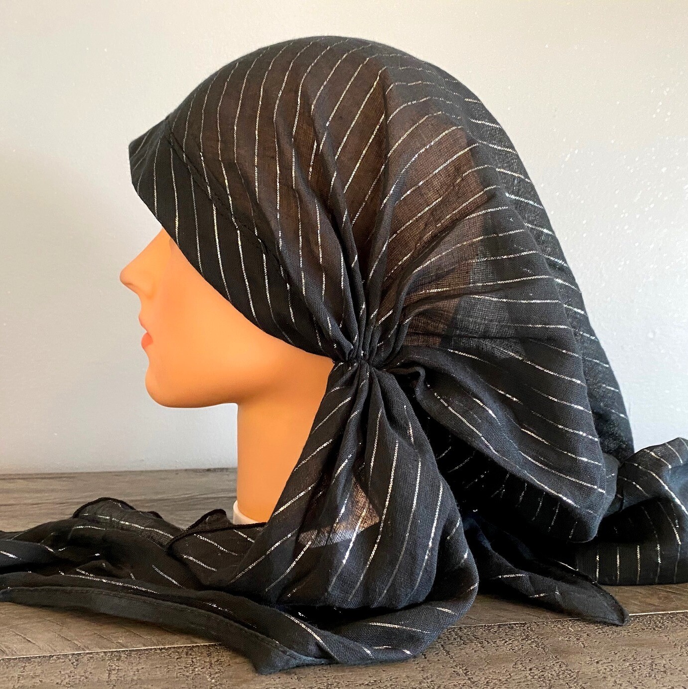 Black lurex pre tied tichel (single layer)
