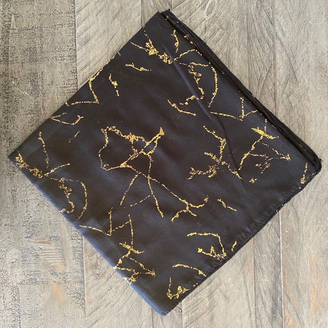 Black - metallic gold marble pattern tichel