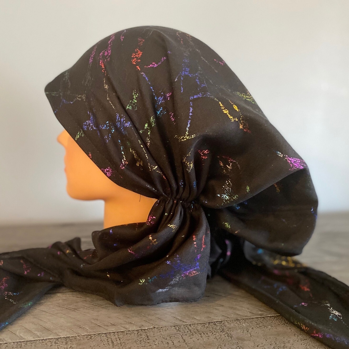 Black/colorful - marbled pre-tied tichel