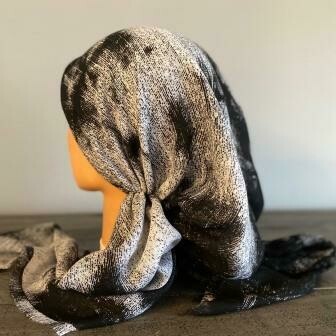 Black/white tie dyed - soft fringes pretied tichel