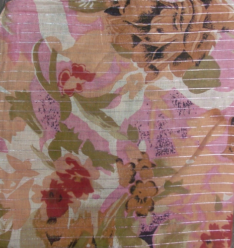 Pretty flowers with pink background tichel