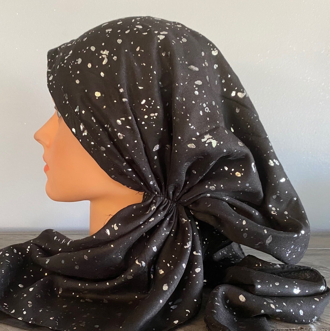 Black/silver - paint spattered pre-tied tichel
