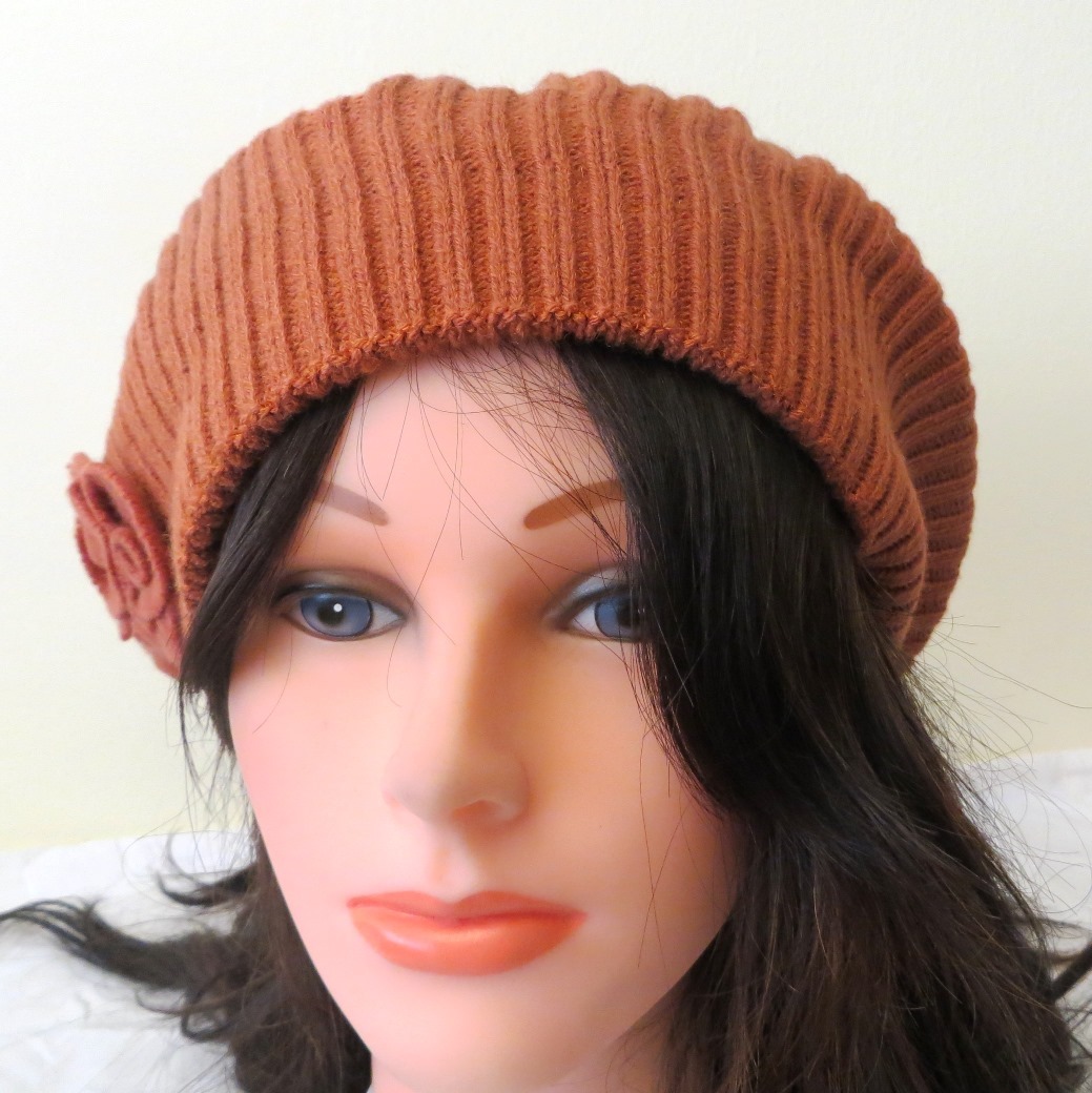 Pumpkin elegant beret