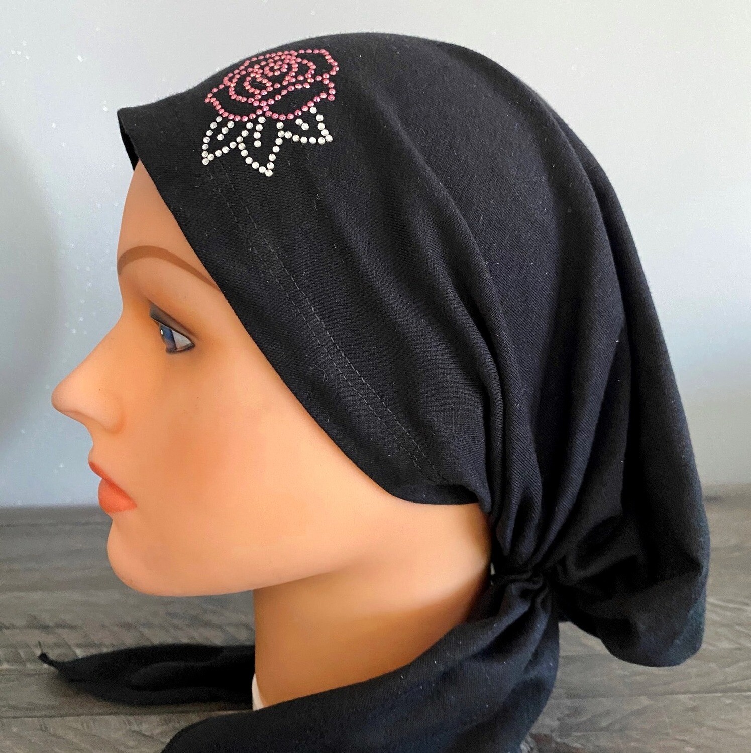 Black pre tied tichel w/floral applique - XL