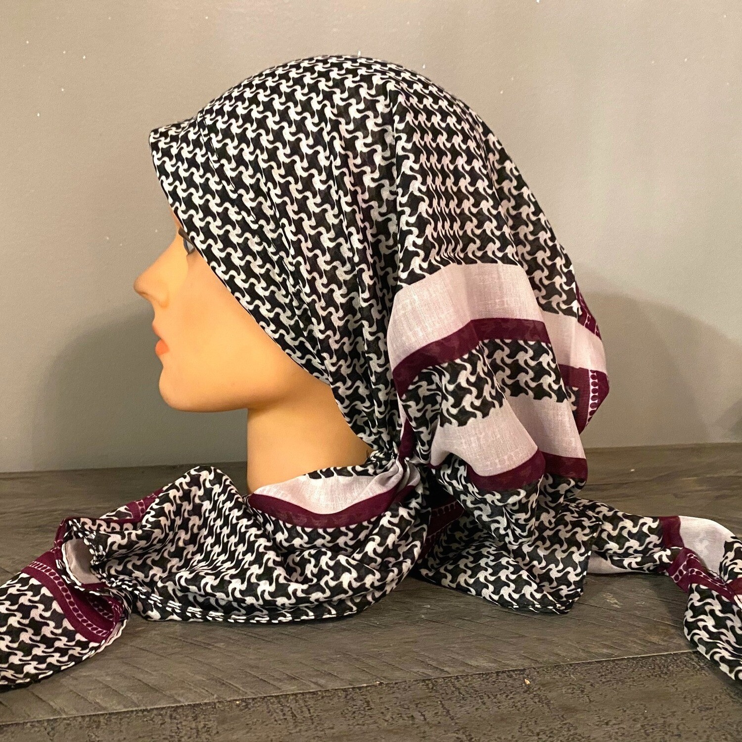 Patterned pretied Turkish Tichel w/band sewn in