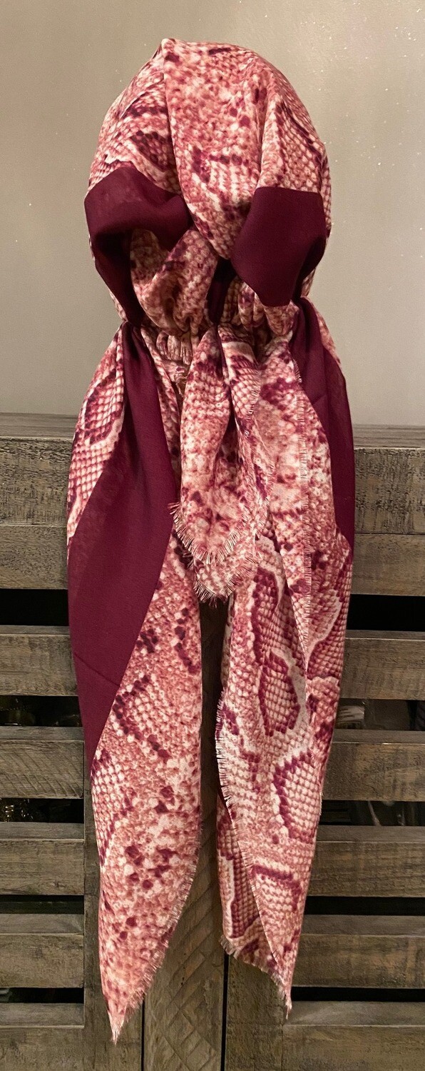 Maroon - soft fringes pretied tichel w/band sewn in