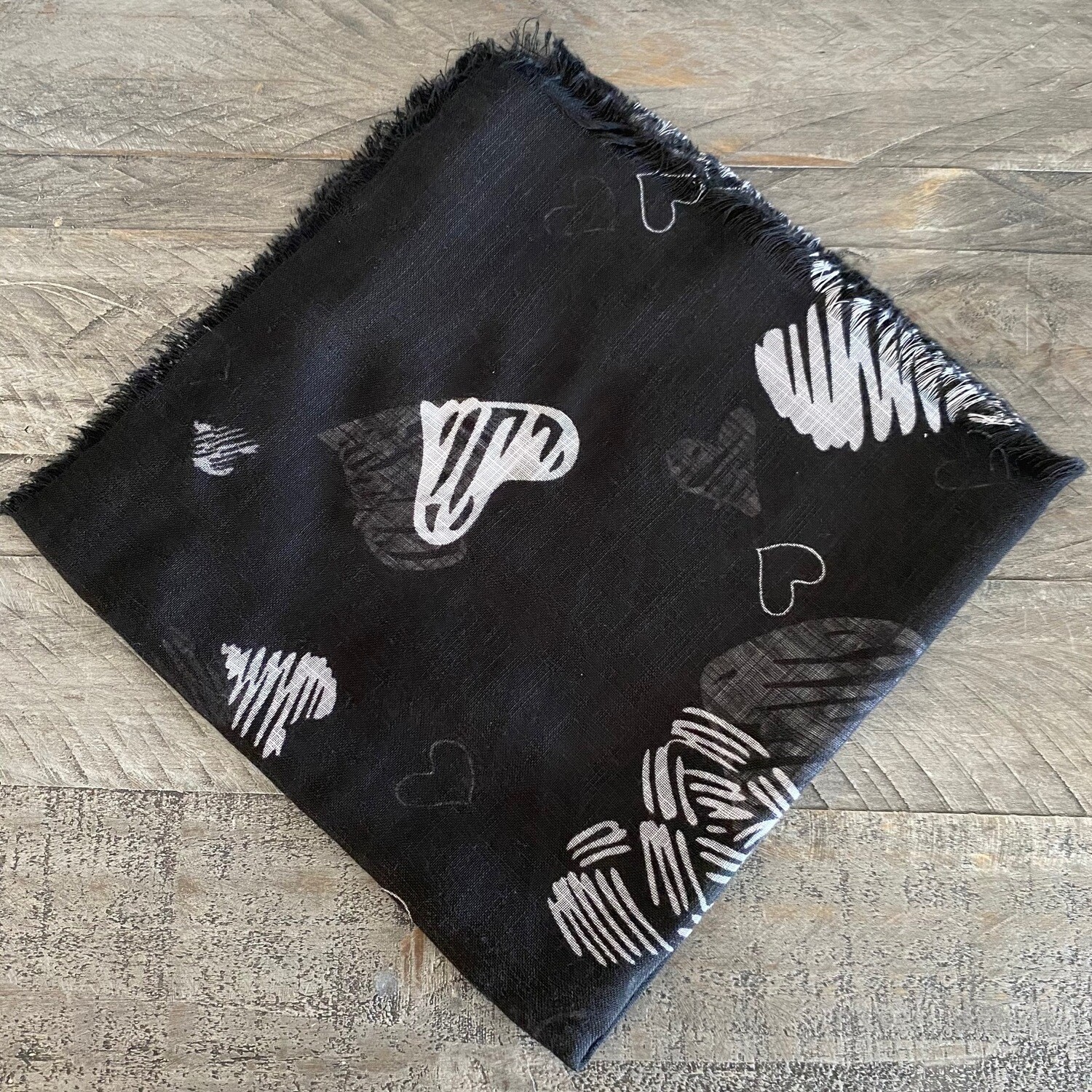 Black/white &amp; light gray hearts - soft fringes tichel