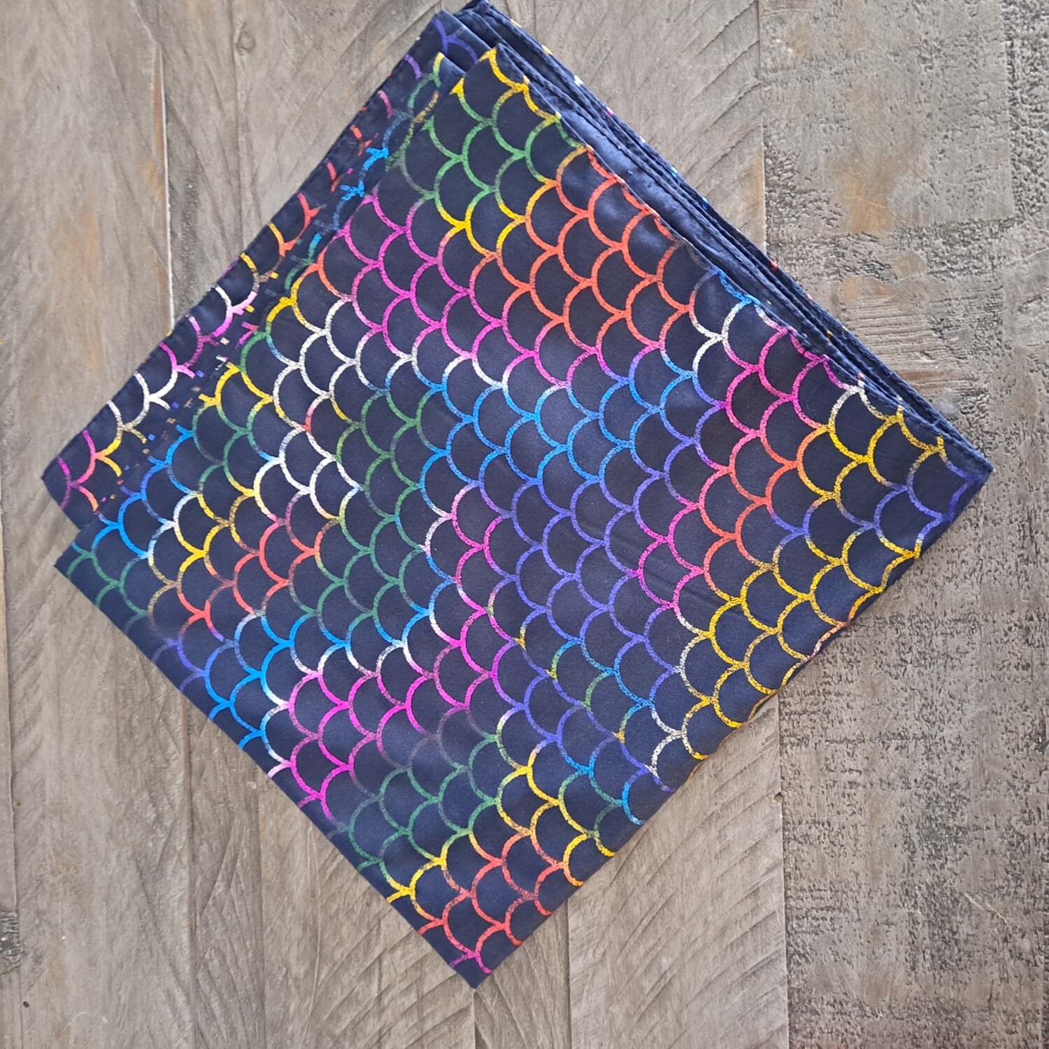 Navy/colorful metallic scales patterned tichel